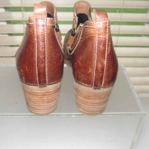 Dansko Harlene Brown Burnished-Leather Chelsea Booties • EU 40 / US 9.5-10 - Picture 7 of 9
